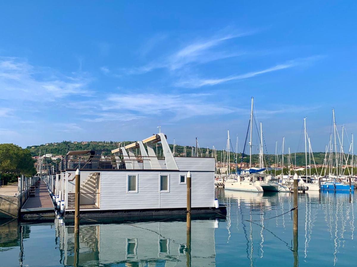 Bonita Houseboat Apartment Portorose Exterior foto